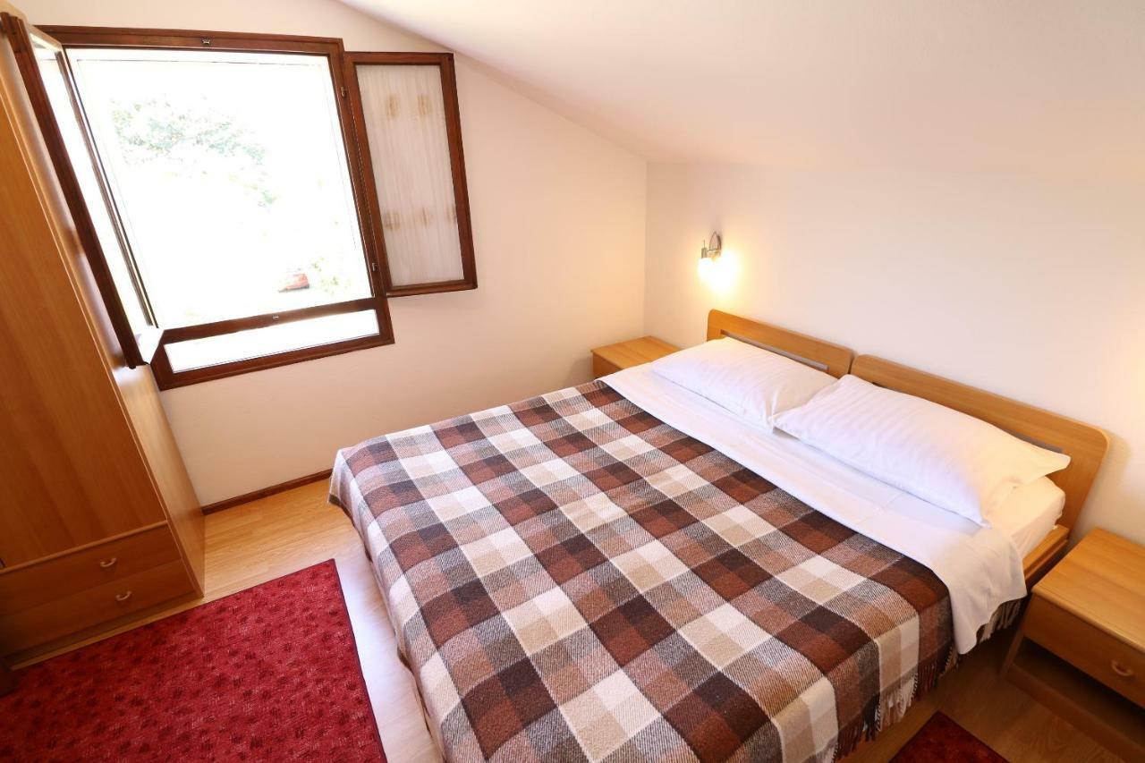 Apartments & Room Jagoda Baška Buitenkant foto