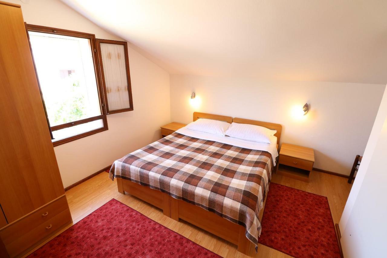 Apartments & Room Jagoda Baška Buitenkant foto