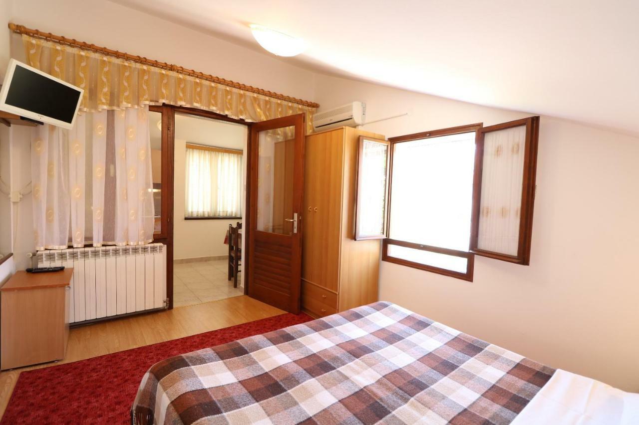 Apartments & Room Jagoda Baška Buitenkant foto